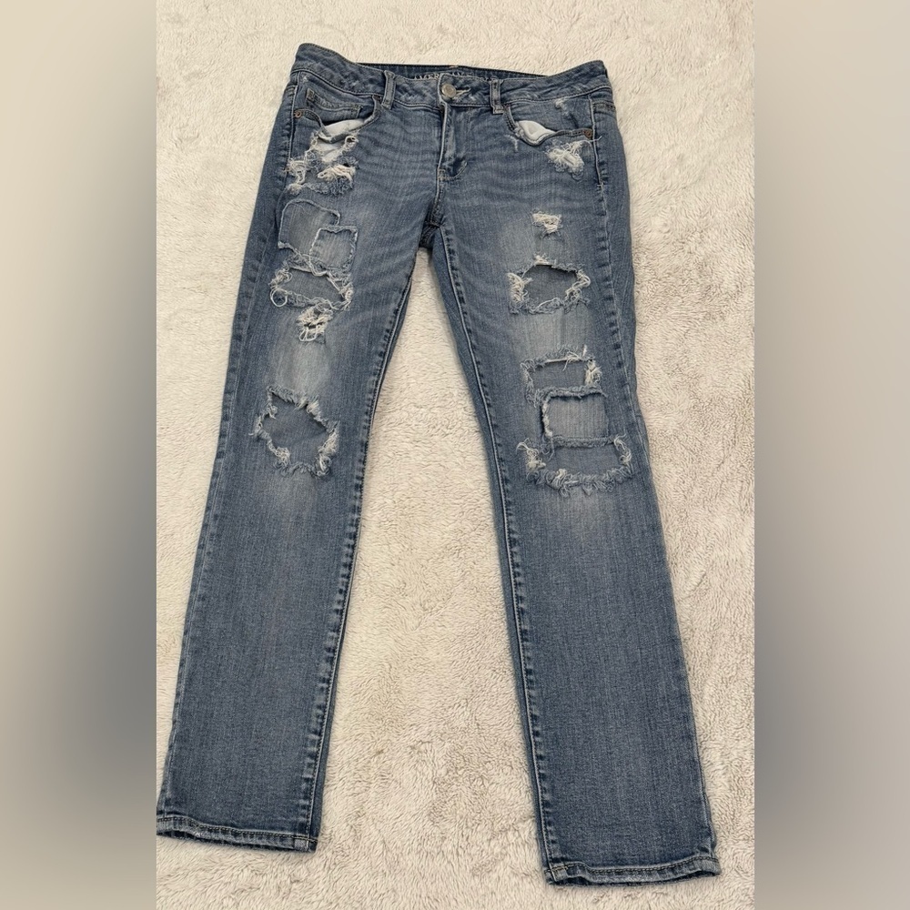 American Eagle Super Stretch Skinny Jeans – Distressed – Women’s Size 10